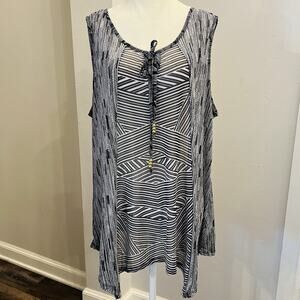 Robert Louis Women’s Top XL Sheer  Blouse Sleeveless Geometric (A0125)